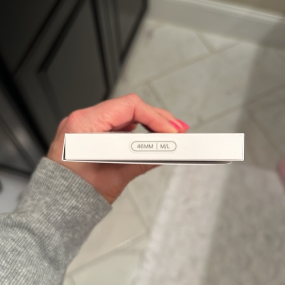 Apple Watch Sport band - series 10. - Picture 5 of 5